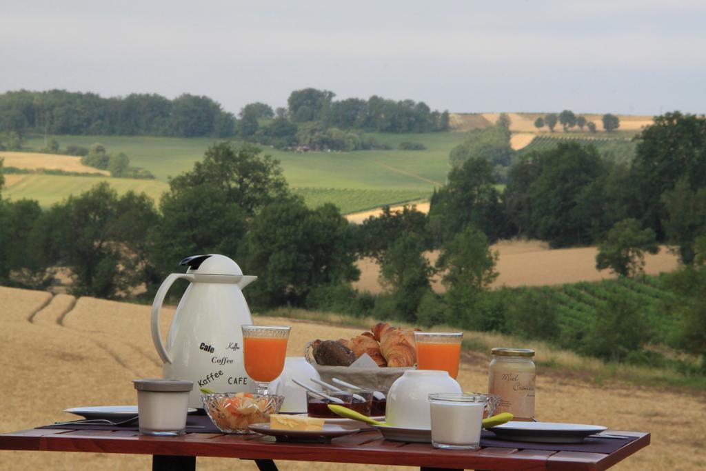 Chambres d'Hôtes Le Val de la Garenne Senouillac Extérieur photo